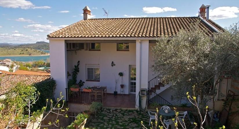 Hostal Rural El Balcon De Alange Exterior photo